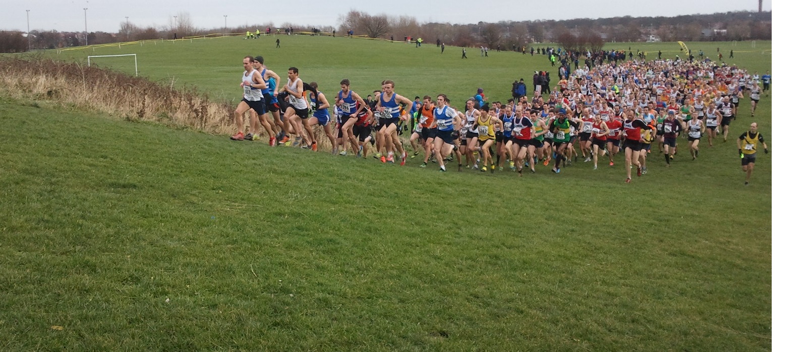 The Senior Men's race gets underway.